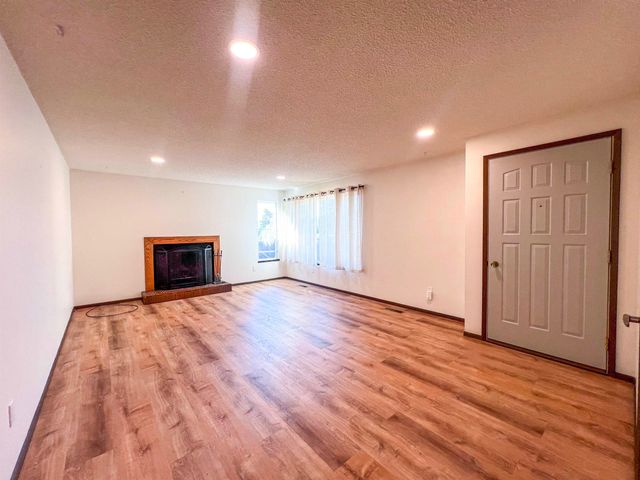 732 N Maple St, Colville, WA 99114