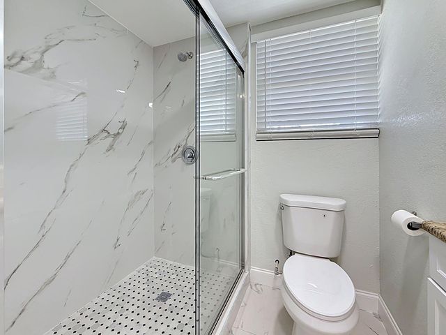 9369 83RD STREET N, Seminole, FL 33777