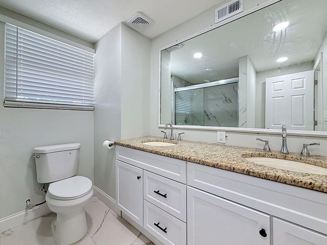 9369 83RD STREET N, Seminole, FL 33777