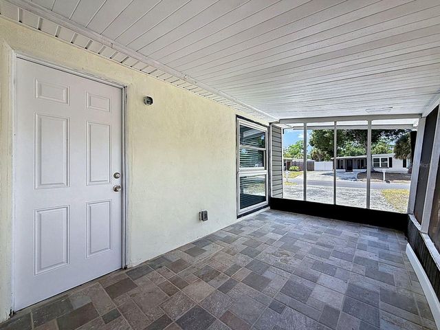 9369 83RD STREET N, Seminole, FL 33777