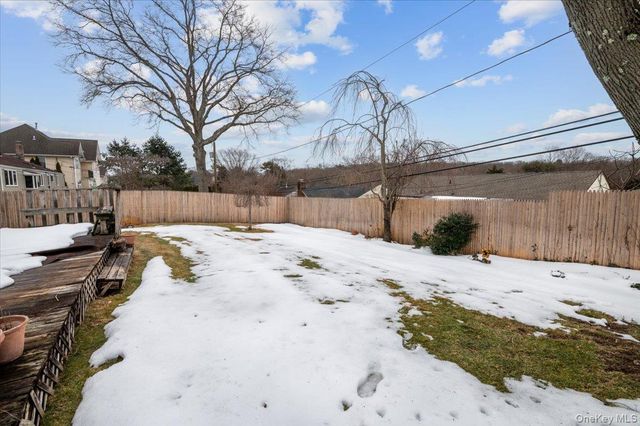 152 Haypath Road, Old Bethpage, NY 11804