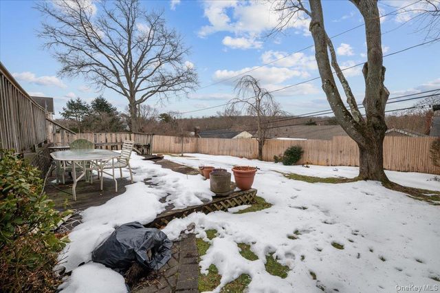 152 Haypath Road, Old Bethpage, NY 11804