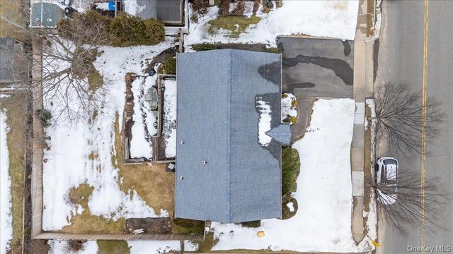 152 Haypath Road, Old Bethpage, NY 11804