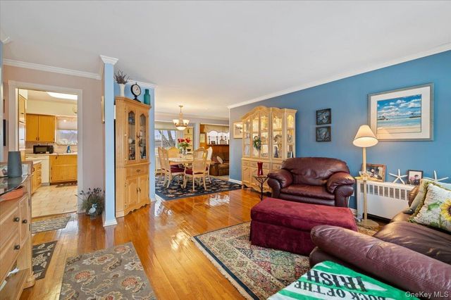 152 Haypath Road, Old Bethpage, NY 11804