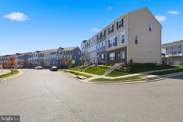 459 PRESIDENTS POINTE AVE, Ranson, WV 25438