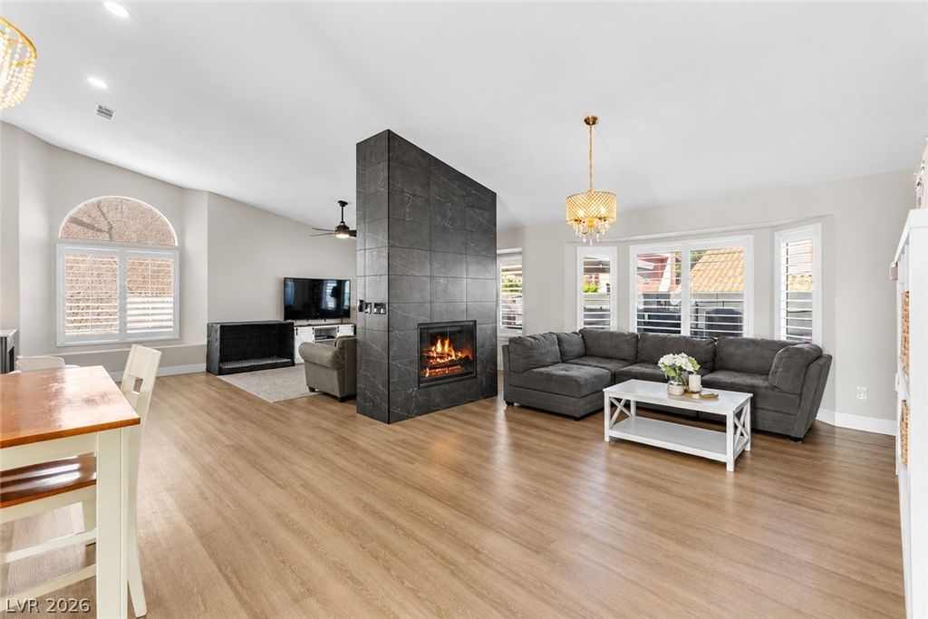 3720 Dorrington Drive, Las Vegas, NV 89129 — photo 3