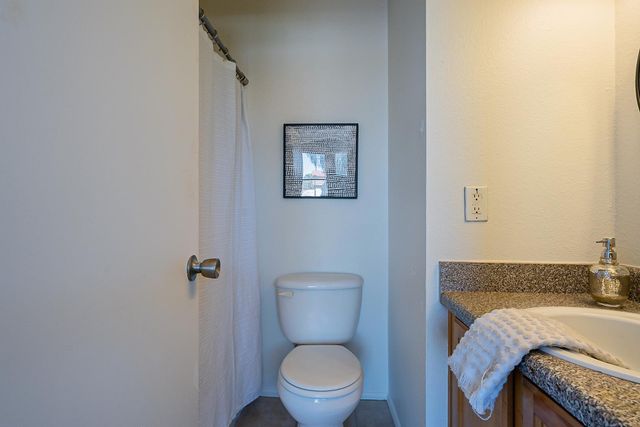 11640 N 51st Avenue Apt 246, Glendale, AZ 85304