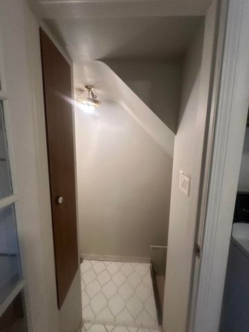 8275 Beaverland Street, Redford, MI 48239