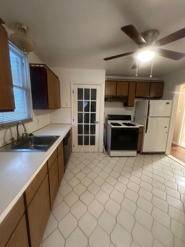 8275 Beaverland Street, Redford, MI 48239