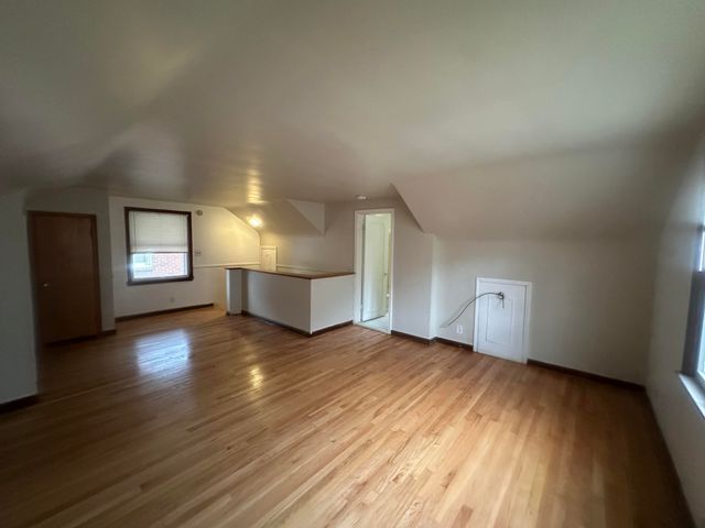 8275 Beaverland Street, Redford, MI 48239