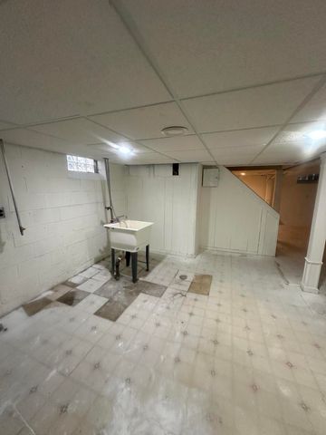 8275 Beaverland Street, Redford, MI 48239