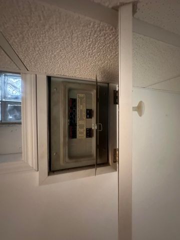 8275 Beaverland Street, Redford, MI 48239