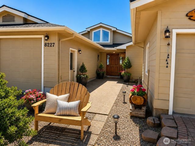8227 Sehome Road, Blaine, WA 98230