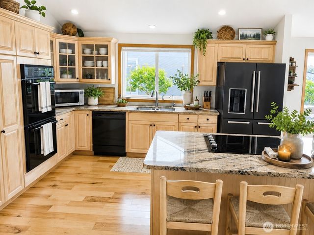 8227 Sehome Road, Blaine, WA 98230