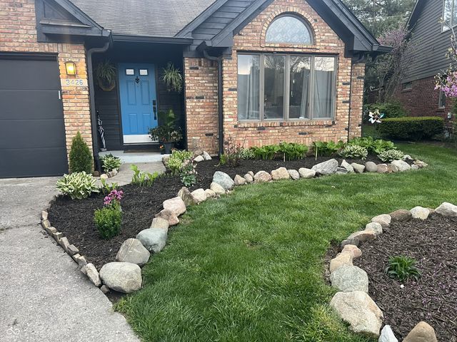 3426 Hickory Lane W, Indianapolis, IN 46214