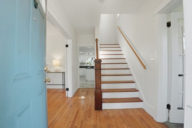 2080 County Street, Somerset, MA 02726