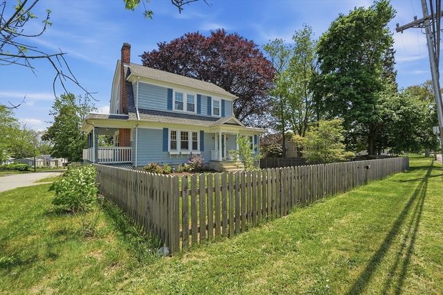 2080 County Street, Somerset, MA 02726