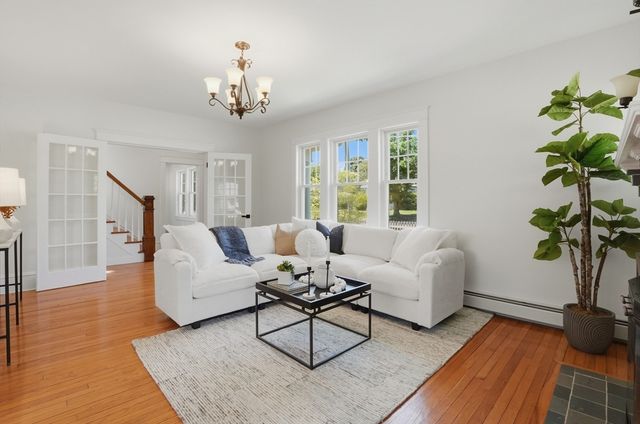 2080 County Street, Somerset, MA 02726