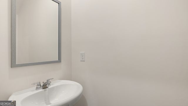 2058 Crossing Road, Stone Mountain, GA 30088