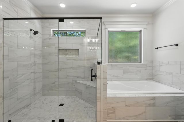 20 Brilliante Lane, Hot Springs Village, AR 71909