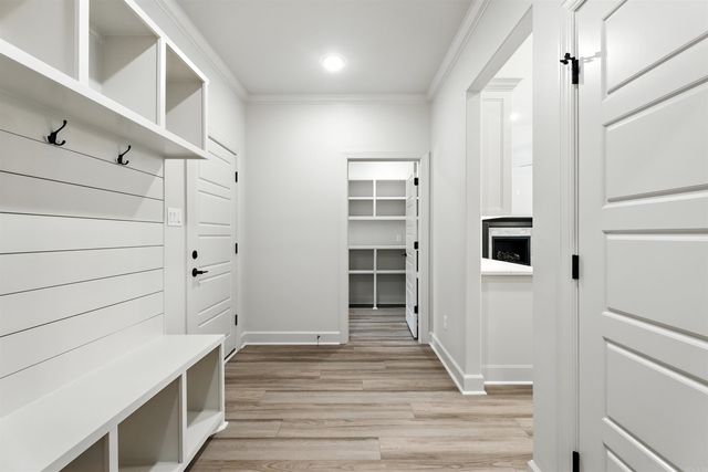 20 Brilliante Lane, Hot Springs Village, AR 71909