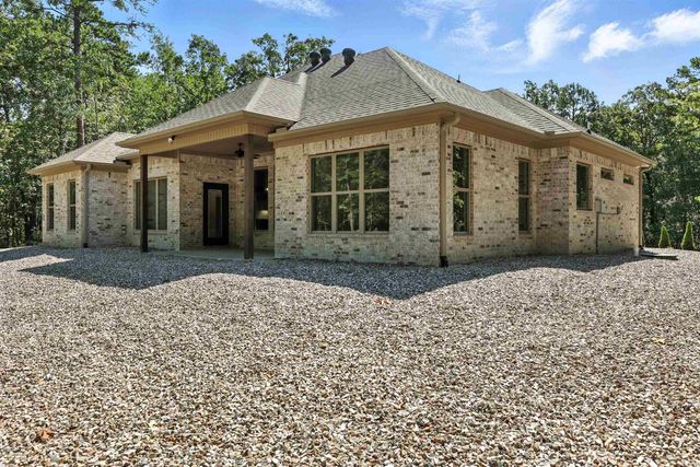 20 Brilliante Lane, Hot Springs Village, AR 71909