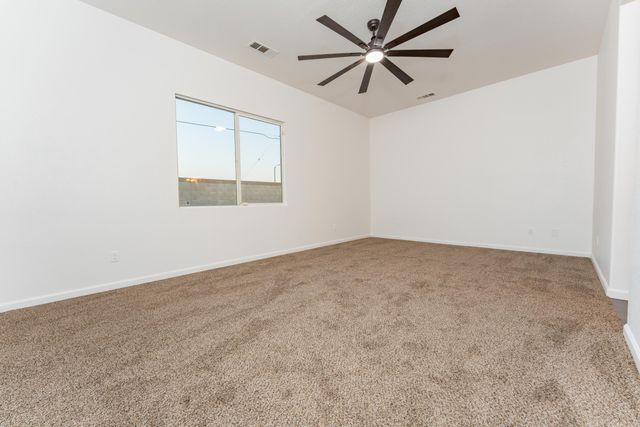 1360 N Jennifer Way, Porterville, CA 93257