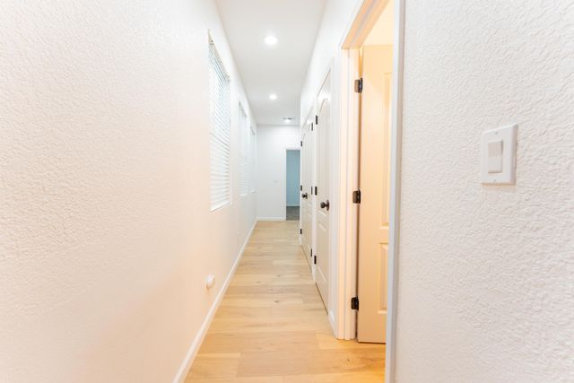 1360 N Jennifer Way, Porterville, CA 93257