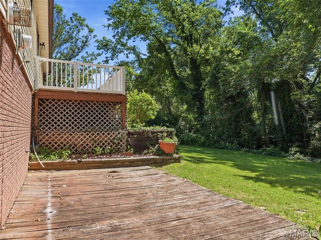 4902 Brunston Drive, St Louis, MO 63128