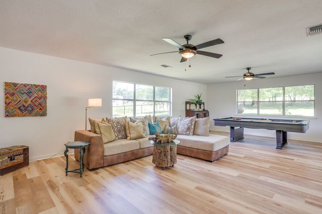 6345 Silver Creek Azle Road, Azle, TX 76020