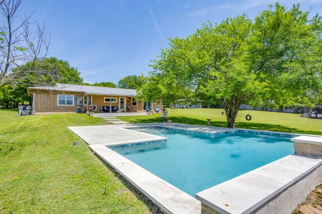 6345 Silver Creek Azle Road, Azle, TX 76020