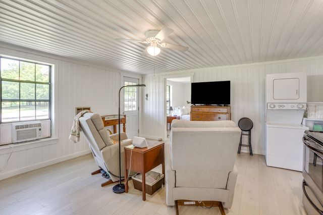 6345 Silver Creek Azle Road, Azle, TX 76020