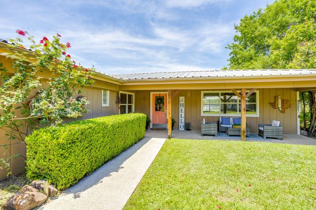 6345 Silver Creek Azle Road, Azle, TX 76020