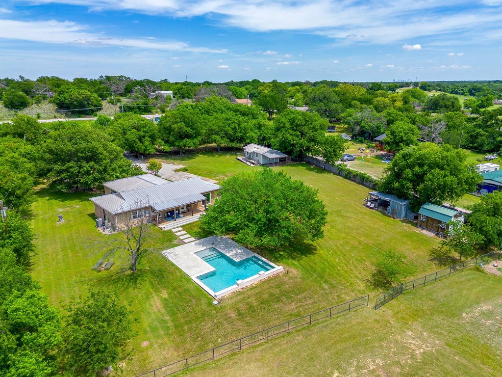6345 Silver Creek Azle Road, Azle, TX 76020