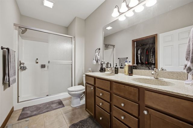 912 Dorchester Place NE, Cedar Rapids, IA 52402