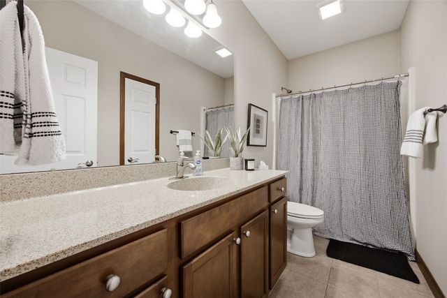 912 Dorchester Place NE, Cedar Rapids, IA 52402
