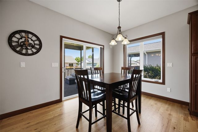 912 Dorchester Place NE, Cedar Rapids, IA 52402