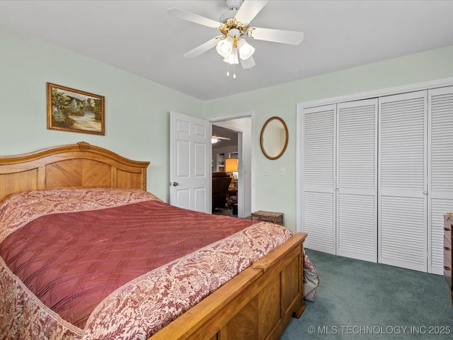 300 Keeler Street, Ramona, OK 74061