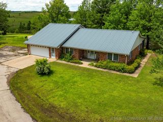 300 Keeler Street, Ramona, OK 74061