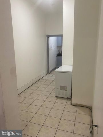 1906 W VENANGO ST, Philadelphia, PA 19140