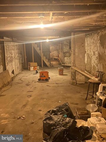 1906 W VENANGO ST, Philadelphia, PA 19140