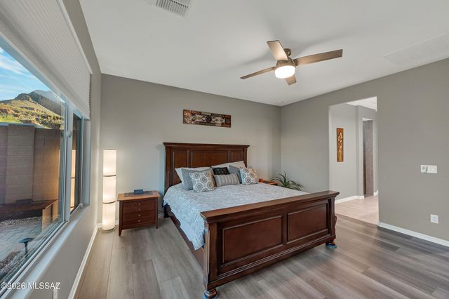 8428 N Lone Ranger Road, Tucson, AZ 85743