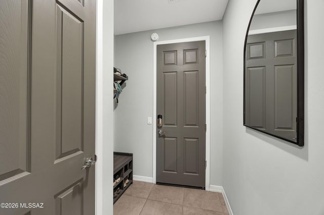 8428 N Lone Ranger Road, Tucson, AZ 85743