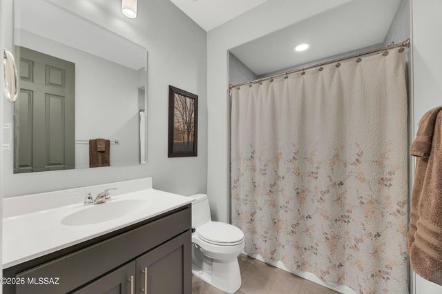 8428 N Lone Ranger Road, Tucson, AZ 85743