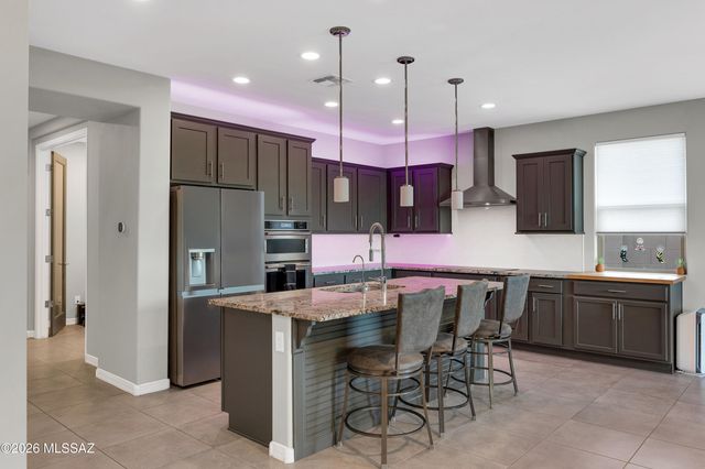 8428 N Lone Ranger Road, Tucson, AZ 85743