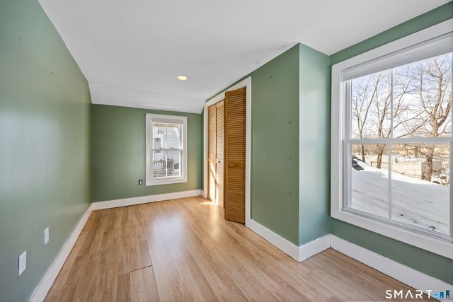 29 Roosevelt Avenue, Litchfield, CT 06750