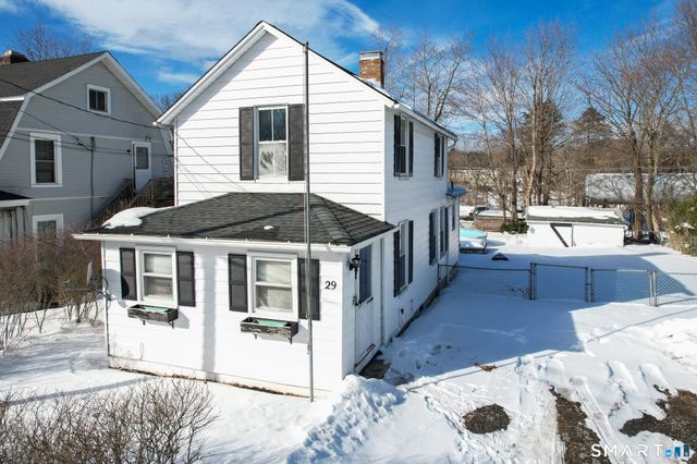 29 Roosevelt Avenue, Litchfield, CT 06750