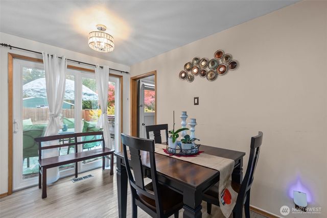 24119 105th Place W, Edmonds, WA 98020