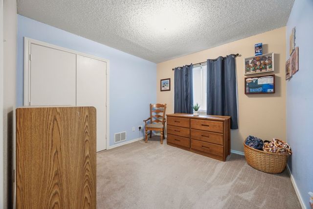 6214 Jessica Way, Rowlett, TX 75089