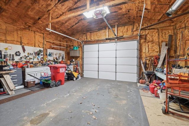 101 S Washington Street, Dunkerton, IA 50626